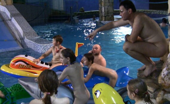 Nudist party in aquazone